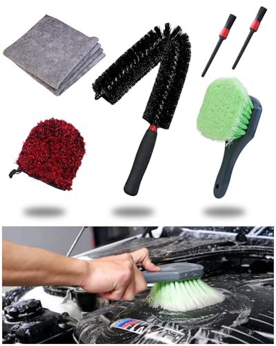 Best Engine Bay Cleaning Supplies for Deep and Easy Car Detailing